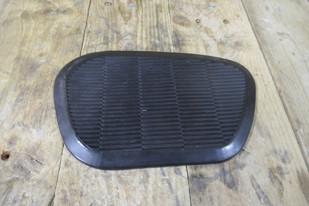 Honda CB160 ,Right Side Rubber Knee Grip, (NOS) Genuine, NOS, 17661-216-000