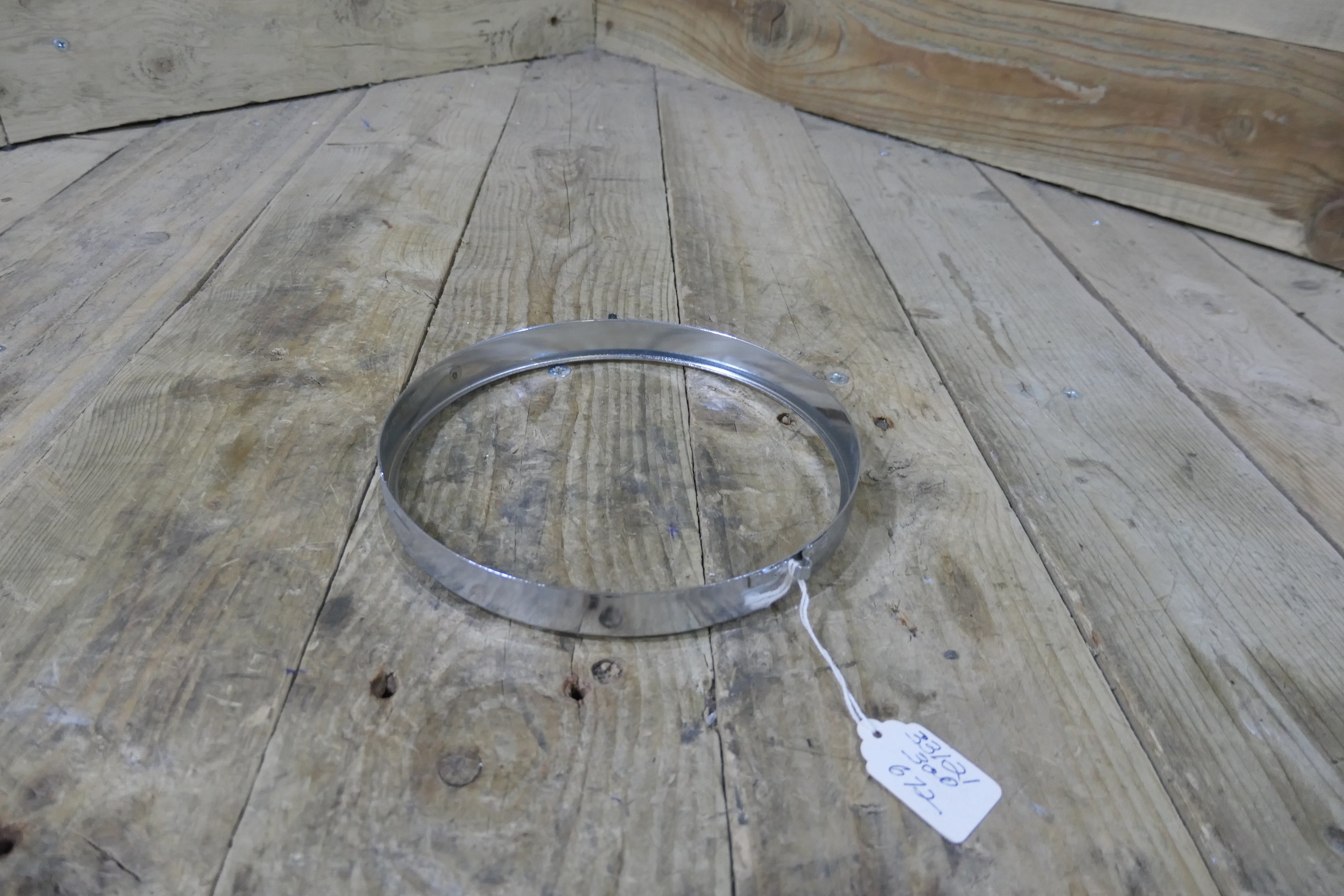 Honda CB450 CB500 ,Headlight Rim, Genuine NOS Honda Part Number 33121-300-672