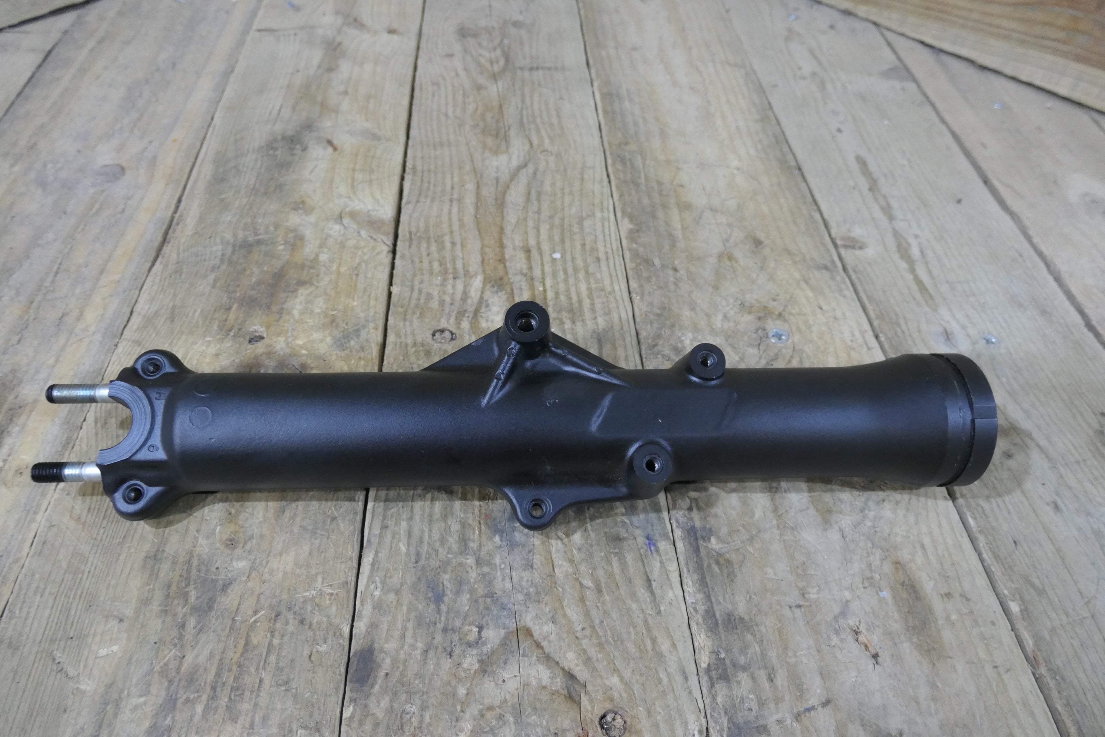 Honda CJ250 CJ360T ,Left Fork Bottom, Genuine NOS Honda Part Number 51520-388-003