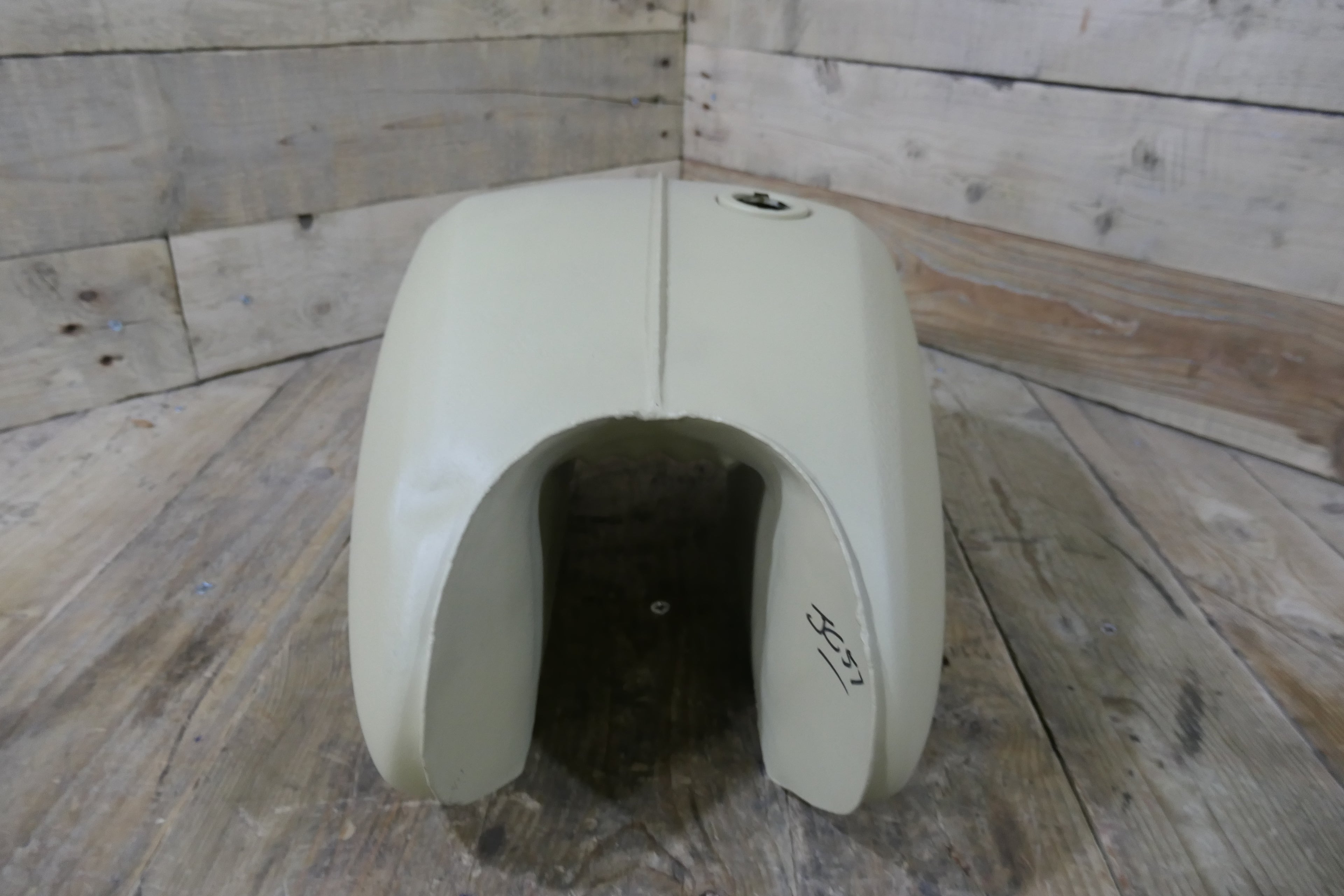 Honda JC57 Benly ,Fuel Tank, Used Needing Restoration
