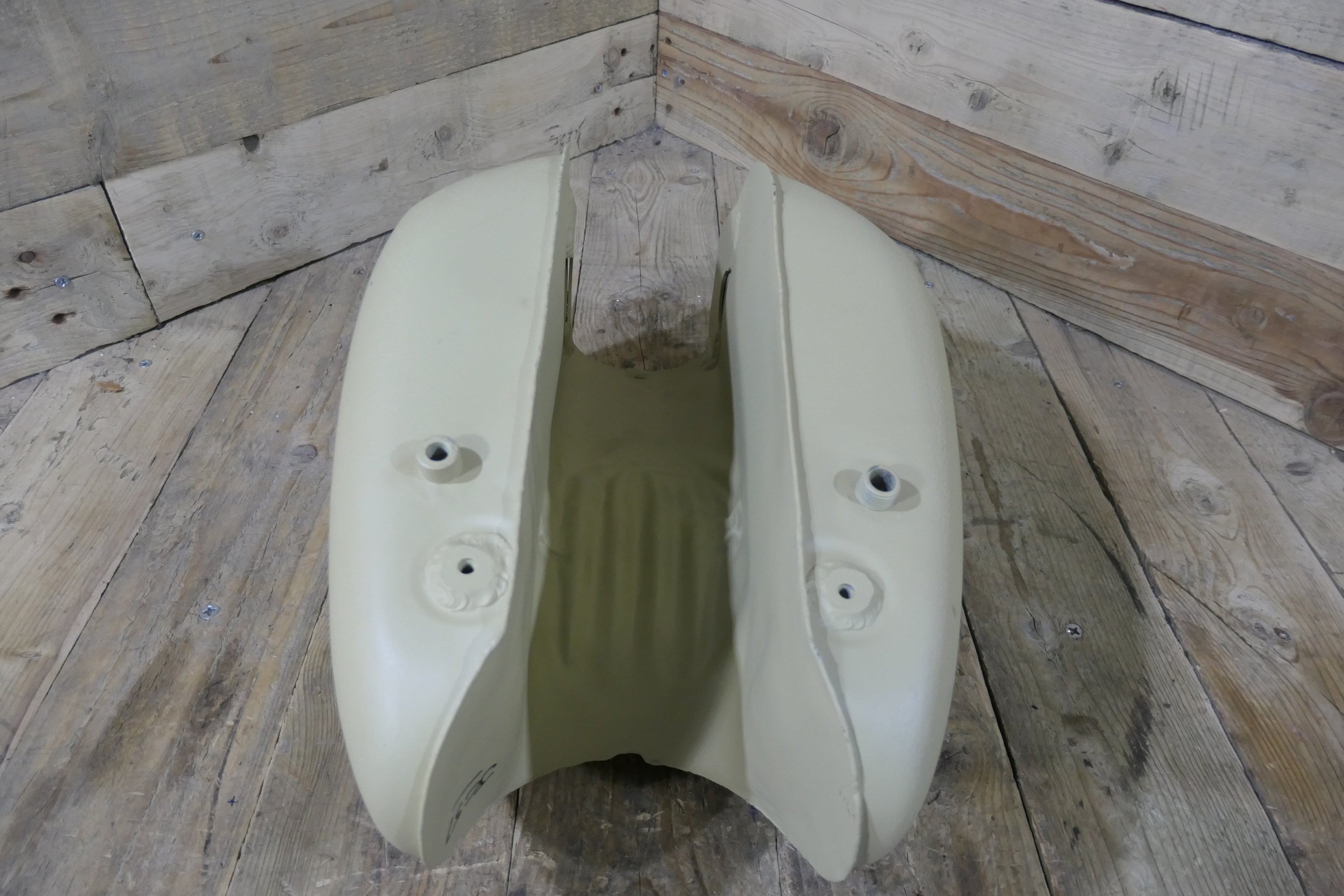 Honda JC57 Benly ,Fuel Tank, Used Needing Restoration