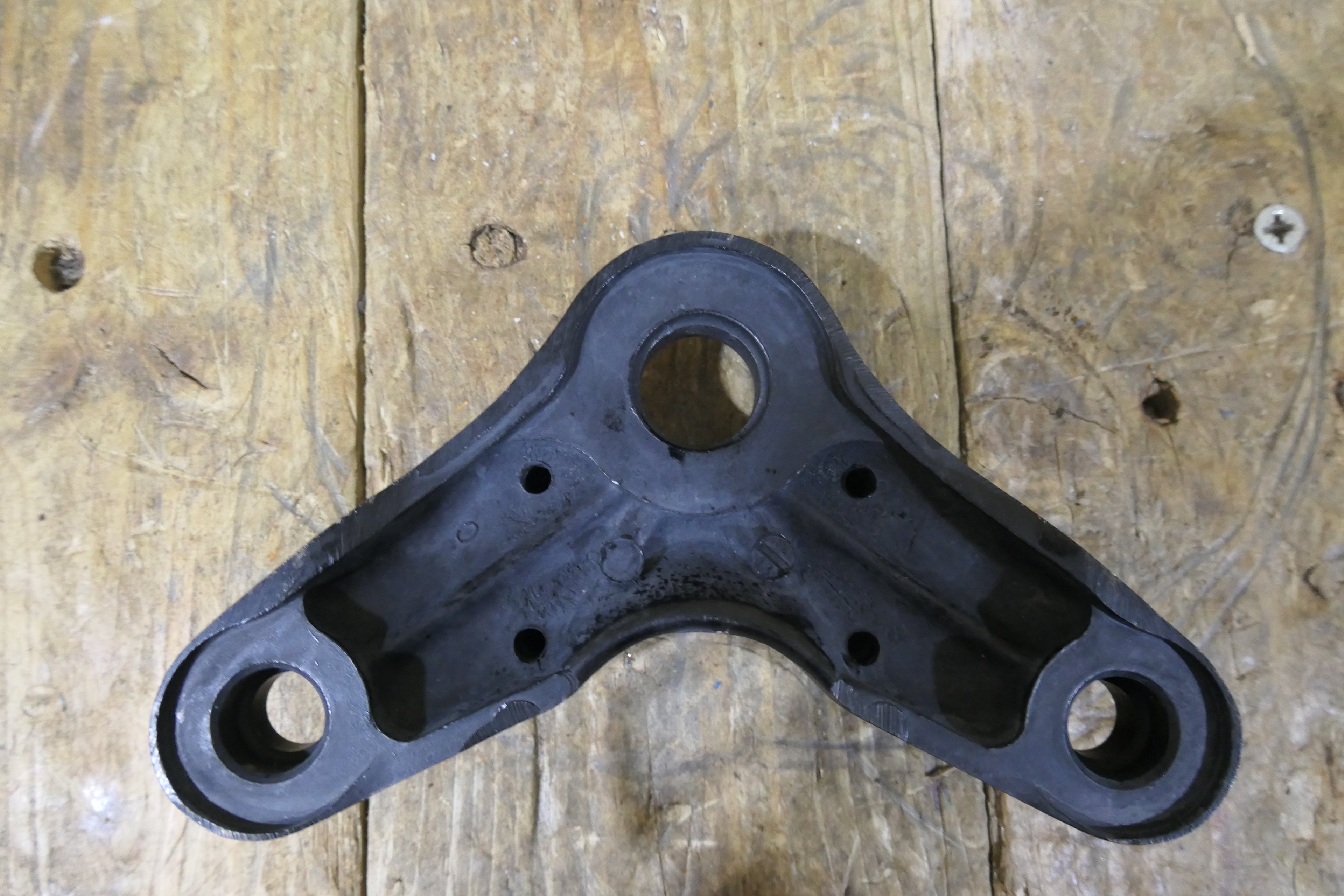 Honda CB125 S1 S2 ,Top Steering Yoke, Genuine NOS Part Number 53231-107-710CT