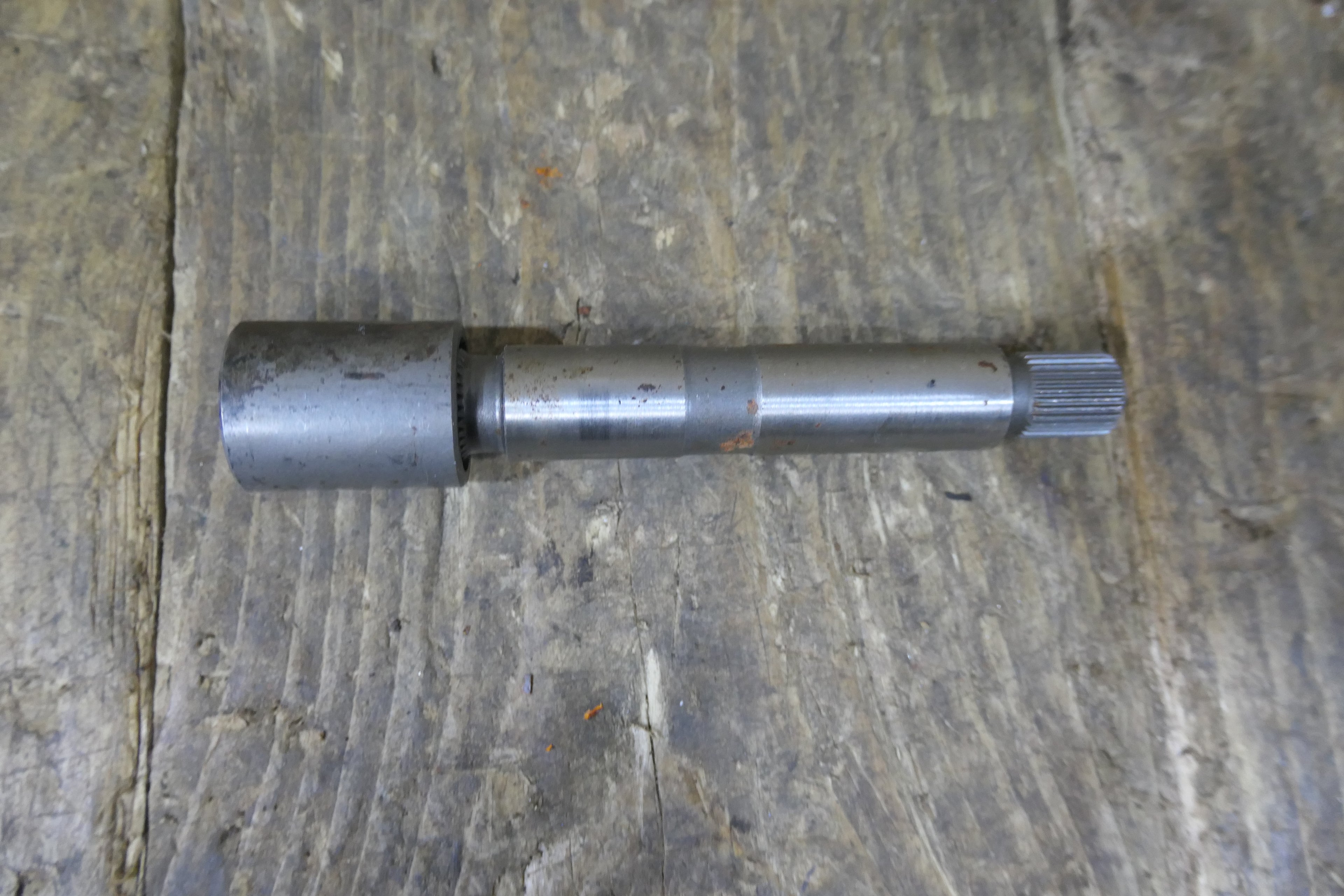 Honda CBX400/550F ,Gear Starter Shaft, Used Part in Good Condition Part Number 28106-MA6-000