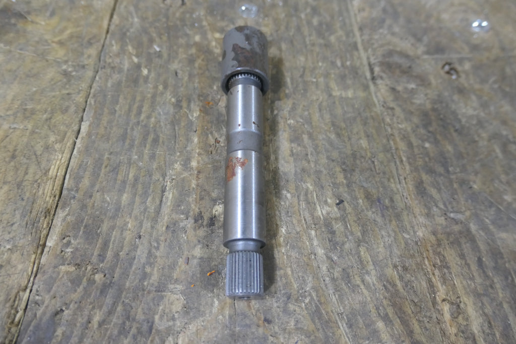 Honda CBX400/550F ,Gear Starter Shaft, Used Part in Good Condition Part Number 28106-MA6-000