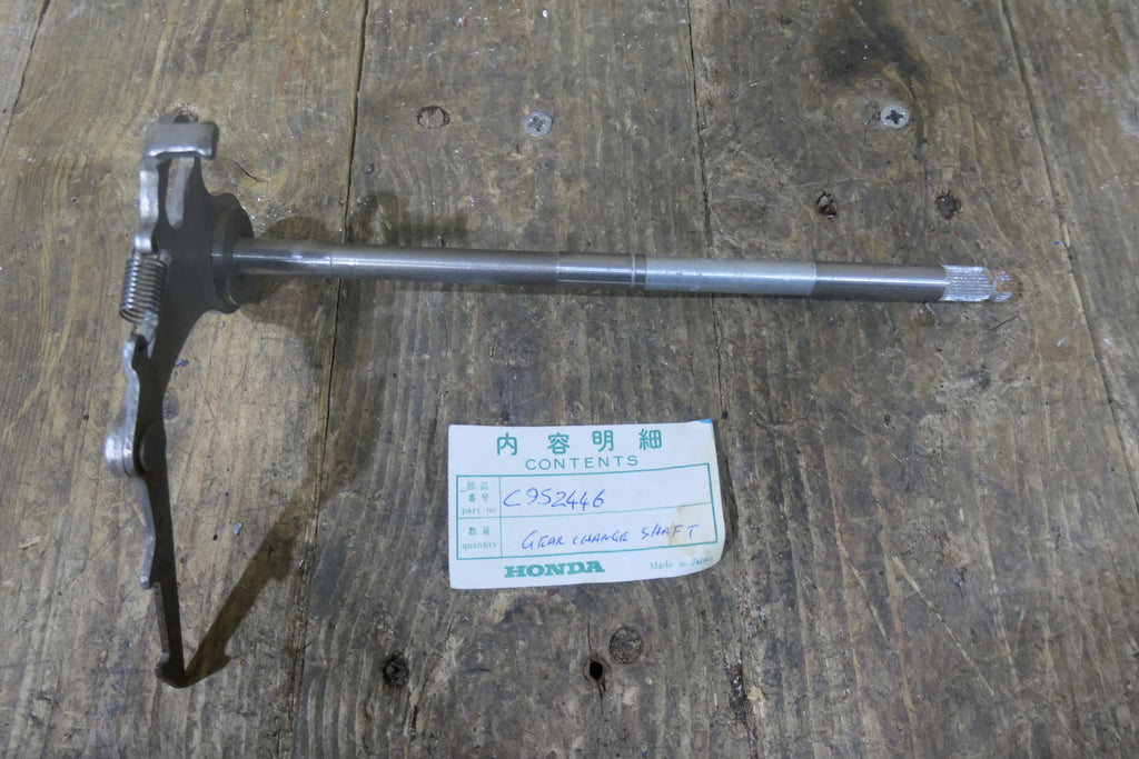 Honda C95 BENLY ,Gear Change Shaft, Genuine NOS Honda Part Number 24610-201-000