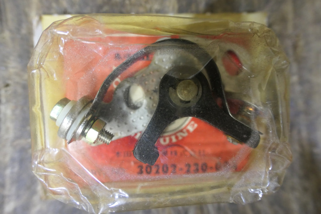 Honda CB CD CL SS125 ,Contact Breaker Points, NOS Honda Part Number 30202-230-004