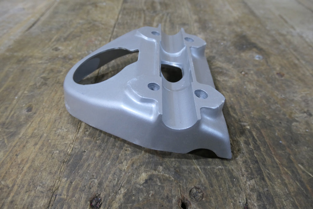 Honda C72 C77 C78 ,Handle Bar Clamp, Genuine NOS Honda Part Number 53132-271-000