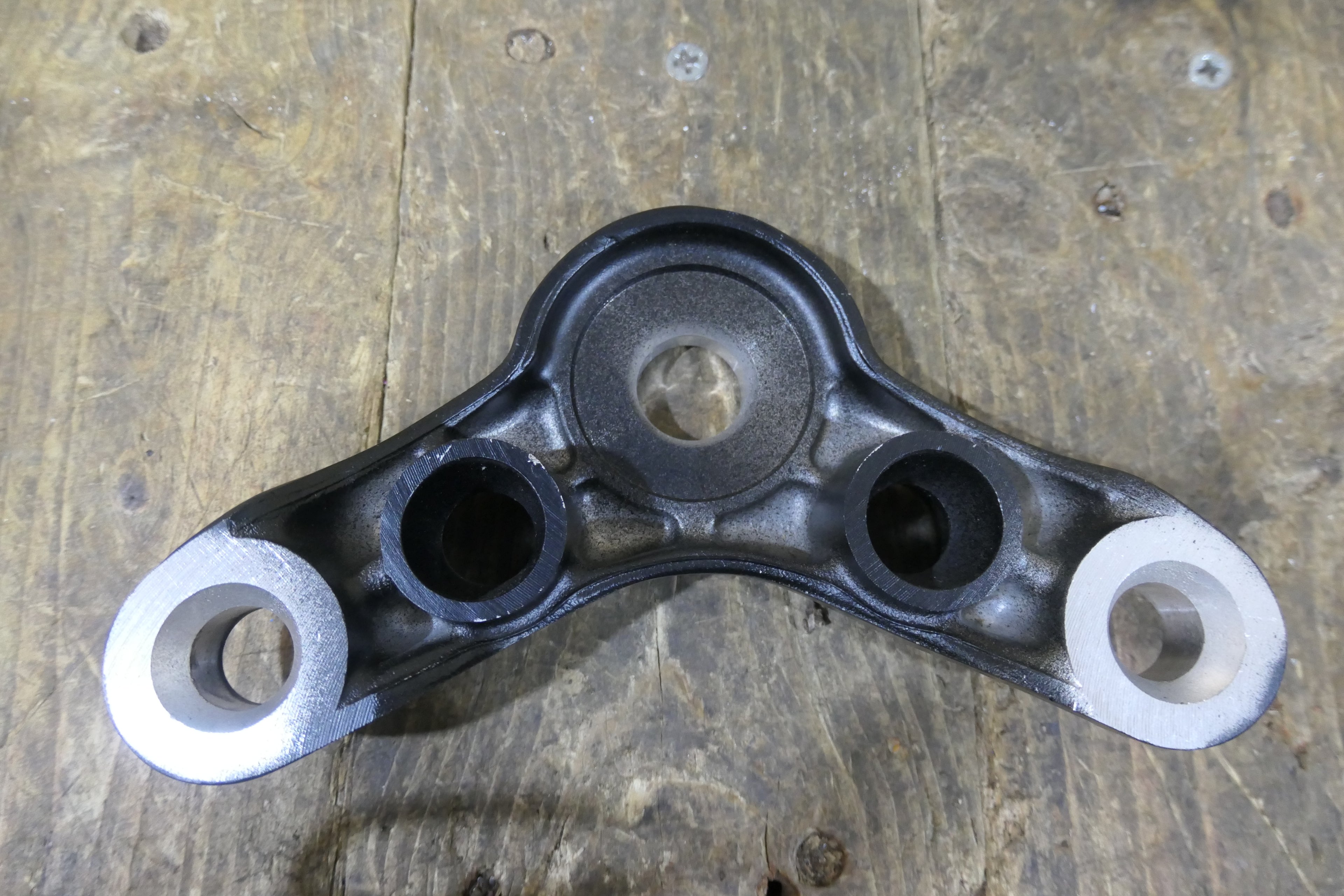 Honda CB125 CB175 ,Top Steering Yoke, Genuine NOS 53230-316-670