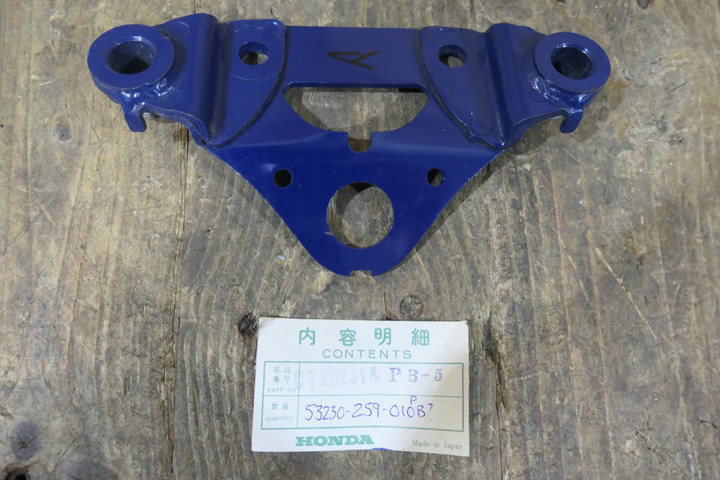 Honda, C72 Top Yoke, Genuine NOS Part Number 53230- 259-010