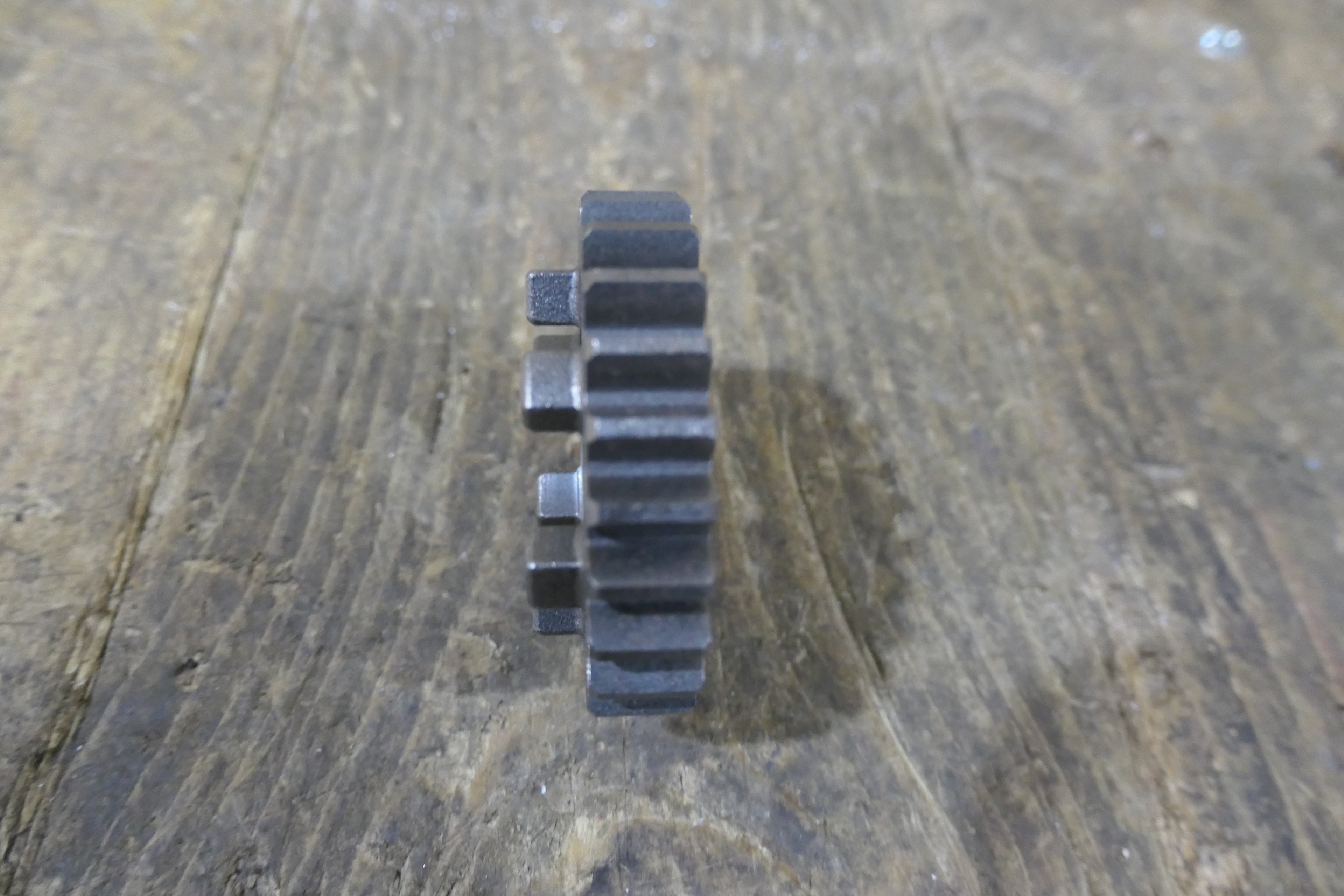 Honda CB175 ,Main 5th Gear, Genuine NOS Honda Part Number 23481-235-000.