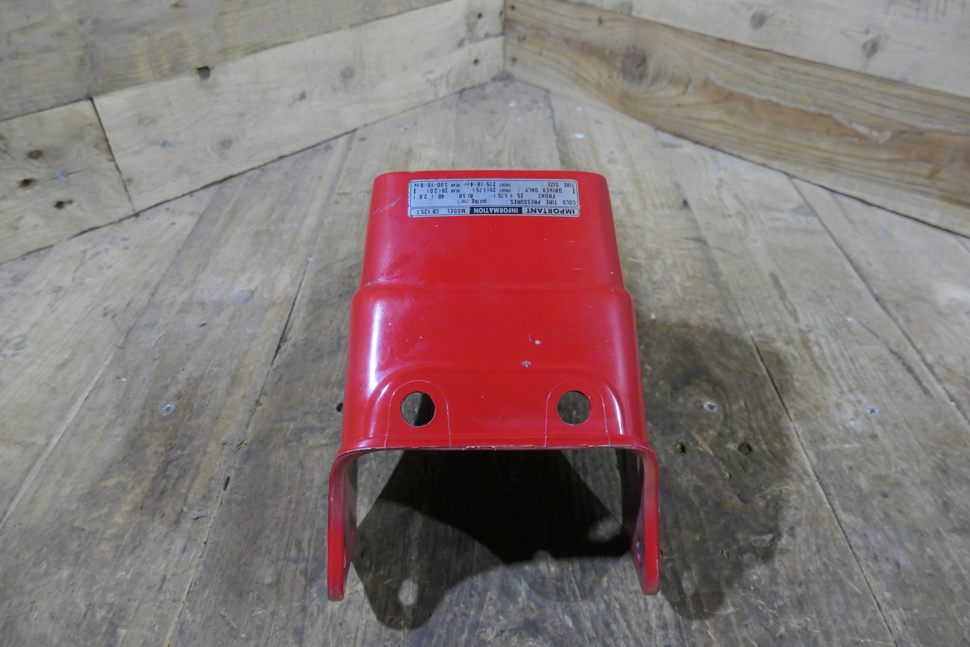 Honda CB125T ,Rear Mudguard ,Used in good condition Part Number 80100-399-000ZB.