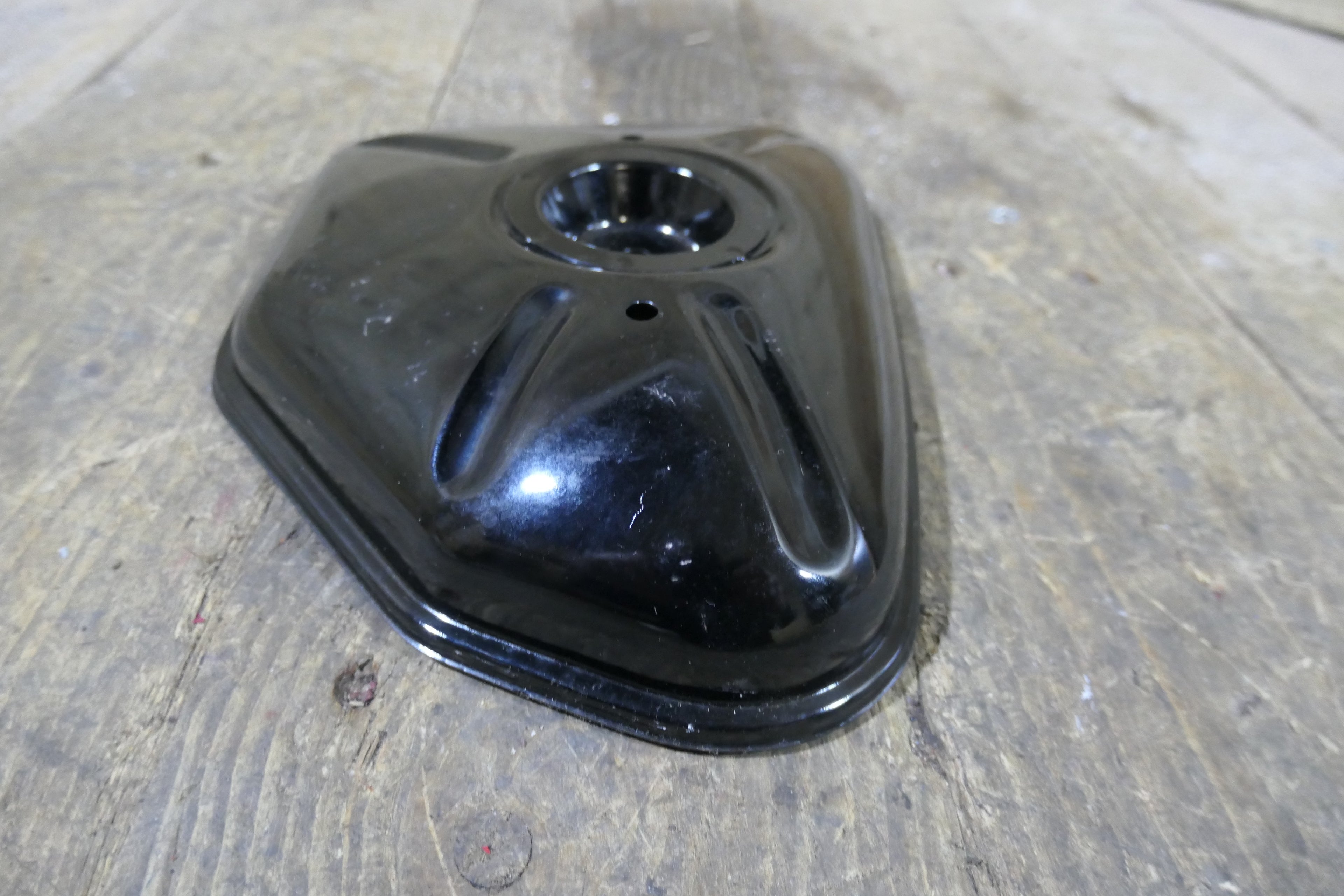Honda CB500T ,Left Air Cleaner Cover, Genuine NOS. Honda Part Number 17330-375-000