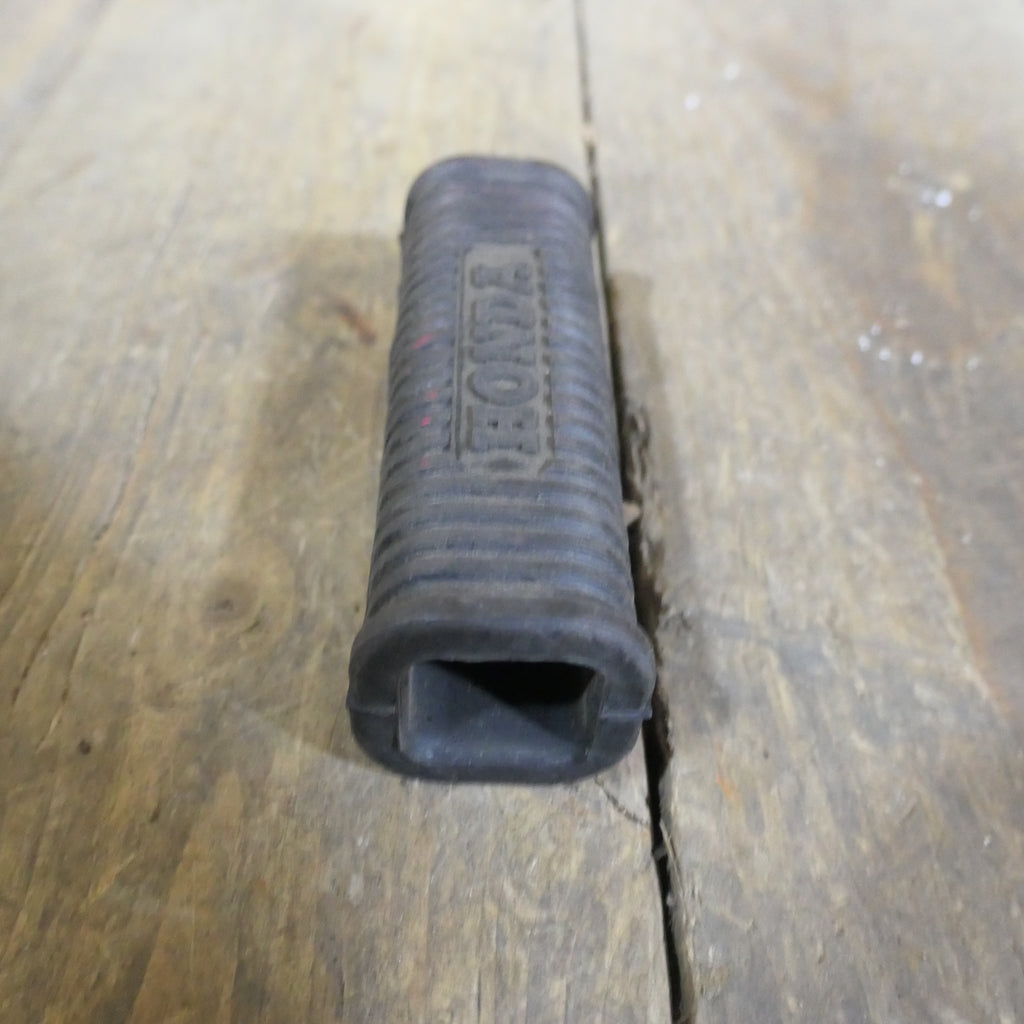 Honda C200 C77 C78 ,Pillion Footrest Rubber, Genuine NOS Part Number 50705-024-000