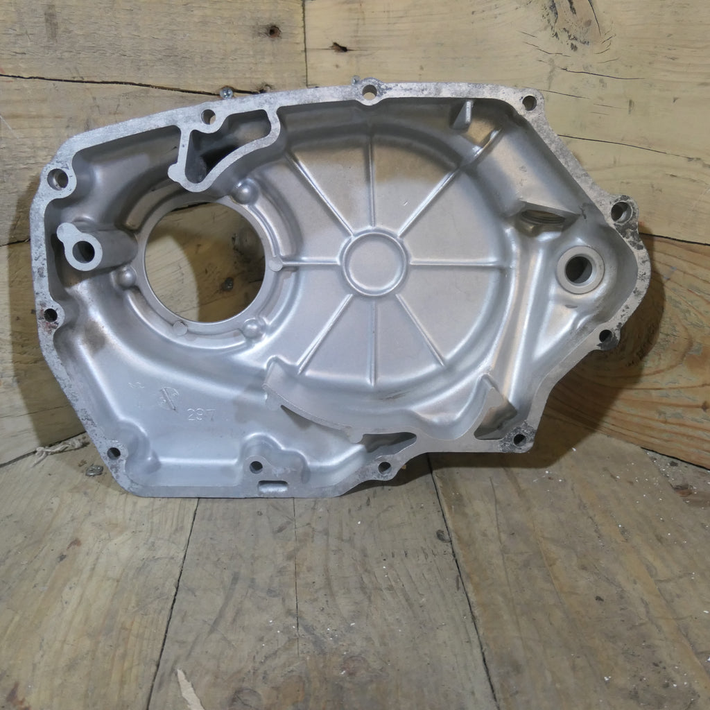 Honda CD175 CB175 CL160 ,Right Engine Cover, Genuine Part Number 11330-302-030