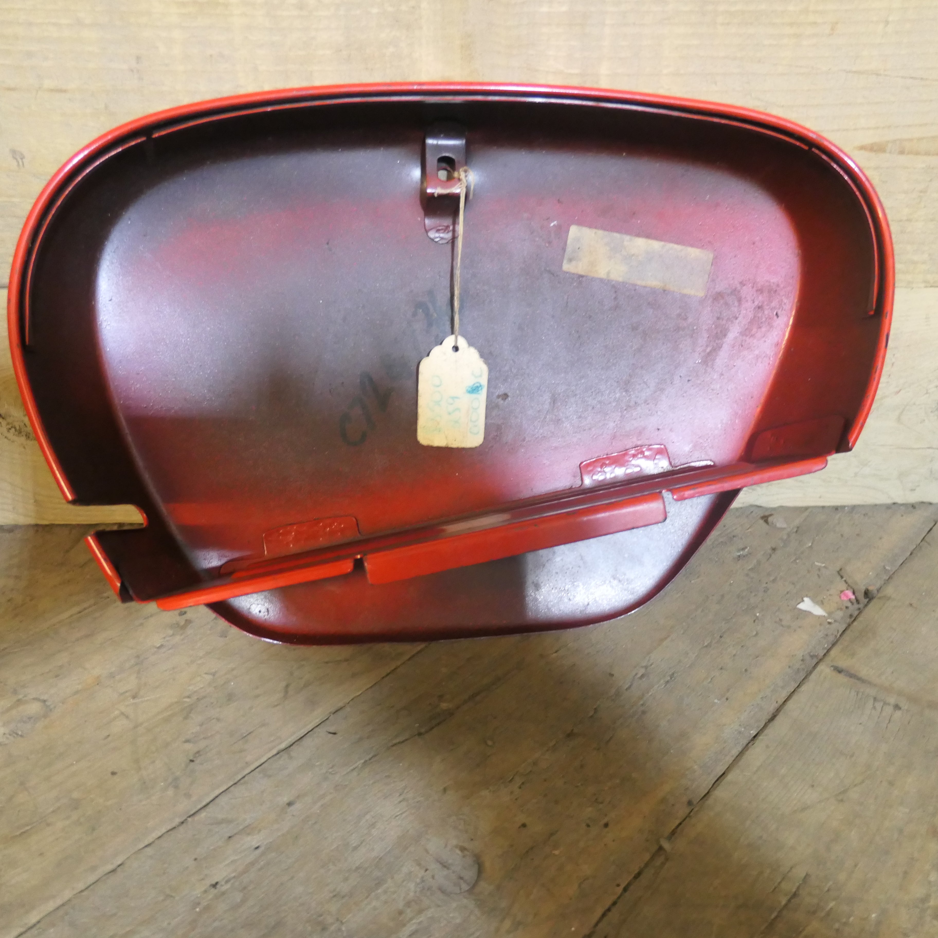 Honda C72 ,Side Panel Cover, Genuine NOS Honda Part Number 83600-259-000.