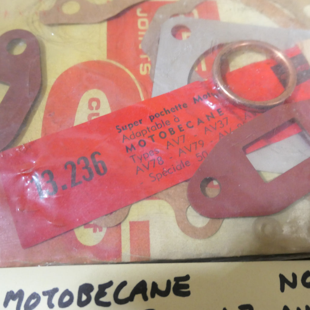 AV7 ,Motobecane Gasket Set, also fits AV37 AV47 AV78 AV79 AV85 AV 89 Speciale 50