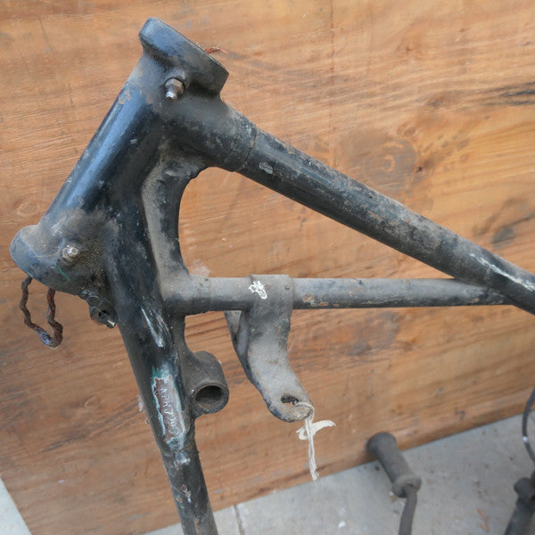 Ariel ,Red Hunter 350 500 Frame, no APR 7285 Vintage 1957