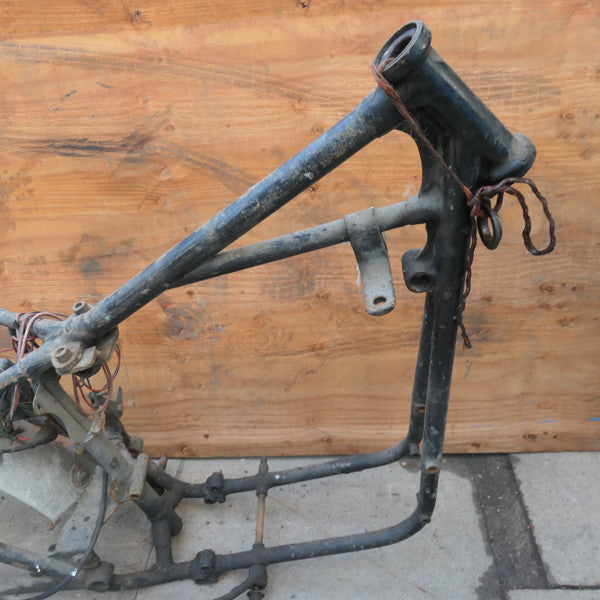 Ariel ,Red Hunter 350 500 Frame, no APR 7285 Vintage 1957