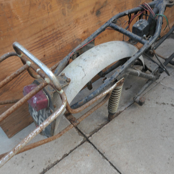 Ariel ,Red Hunter 350 500 Frame, no APR 7285 Vintage 1957
