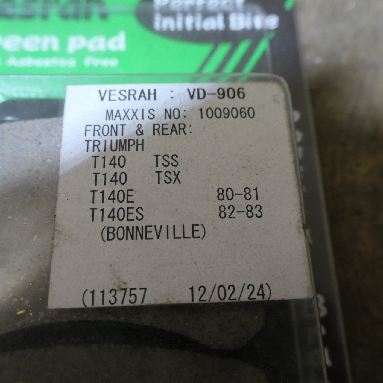 Triumph  TSS TSX T140E (80-81) T140ES (82-83) ,Bonneville Front and Rear Brake Pads,