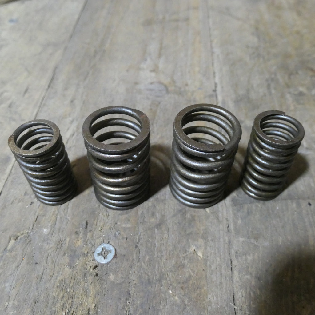 Norton ES2 1959 Onwards ,Valve springs V530, NOS