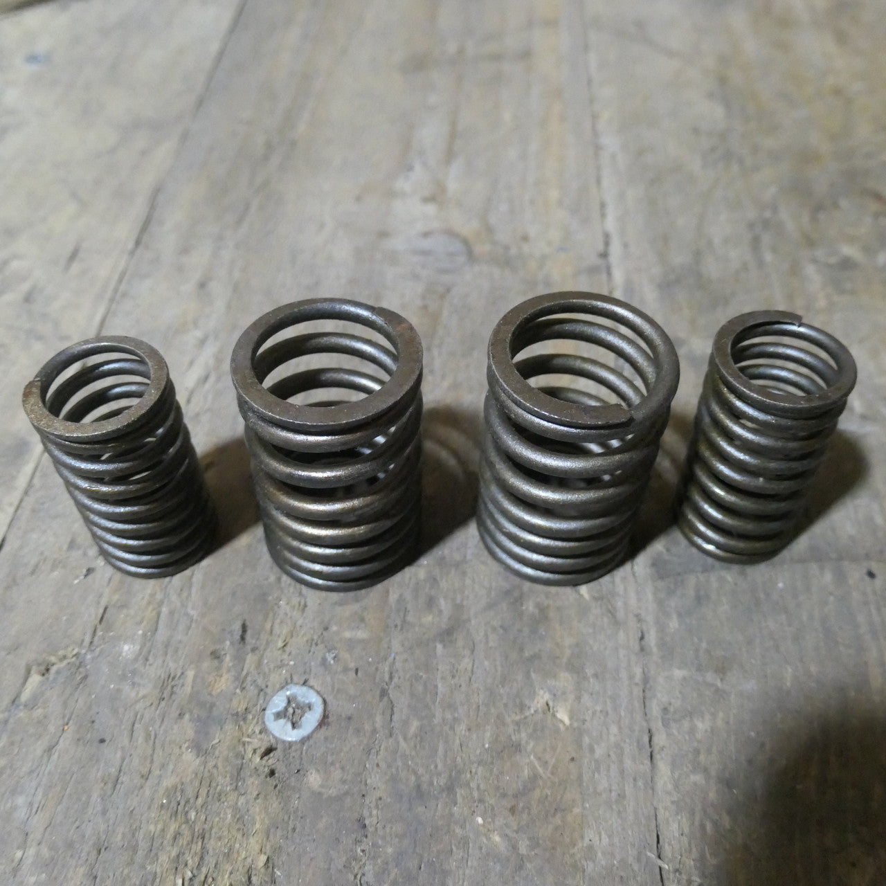 Norton ES2 1959 Onwards ,Valve springs V530, NOS