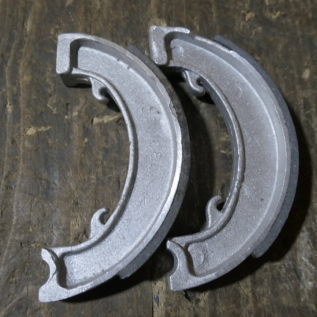 ,BSA C15 Brake Shoes, NOS GF1081 I pair