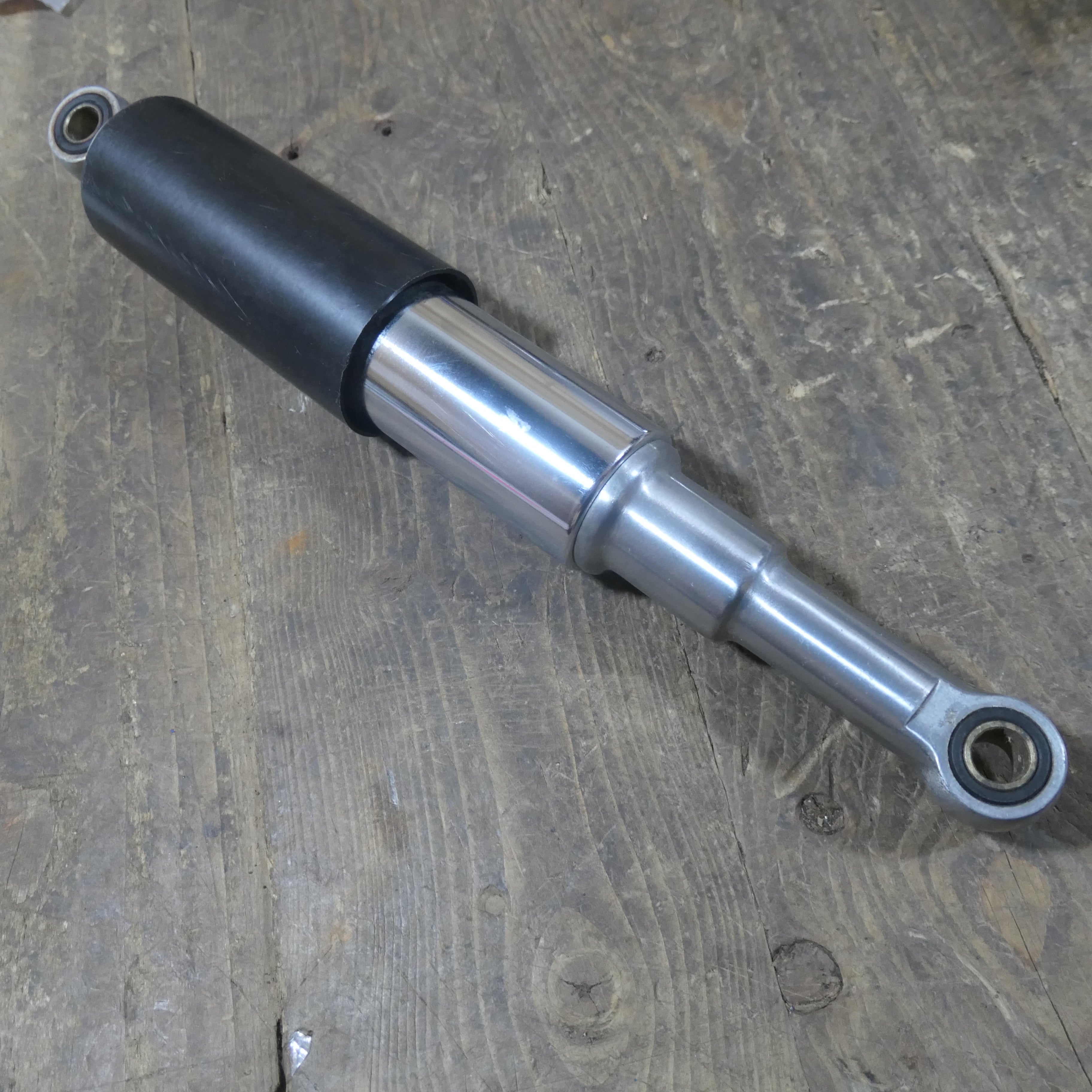 Honda C70 ,Rear Shock Absorber, Genuine NOS Honda Part Number 52400-040-010