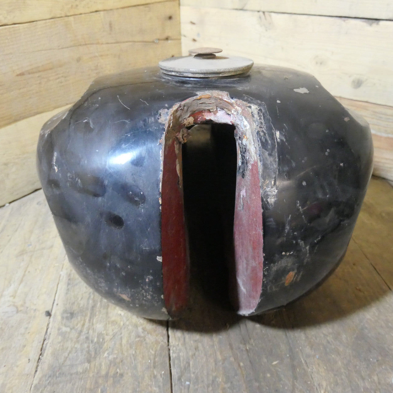 Ariel 350 Red Hunter ,Petrol Tank, for restoration