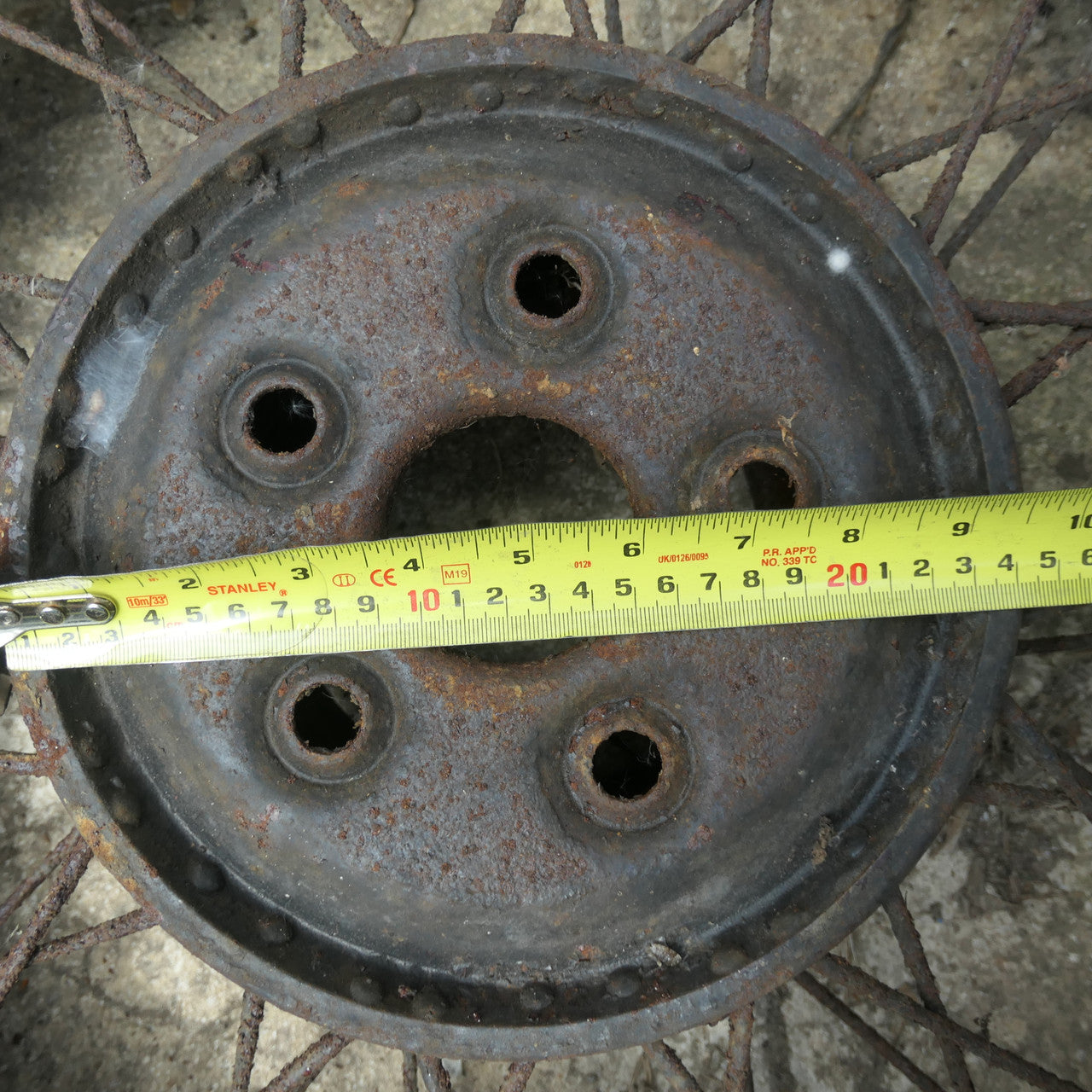 1930s ,Vintage Car Spoked Wheel, For Restoration Alvis Jaguar MG Bentley Lagonda etc