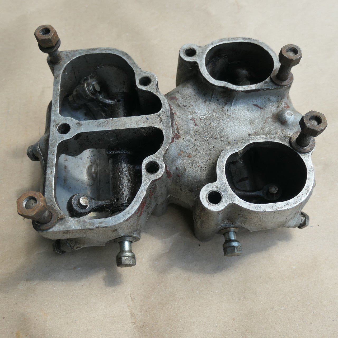 BSA A7 A10 500 650 ,Twin Rocker Box, with Rocker Arms 67-860