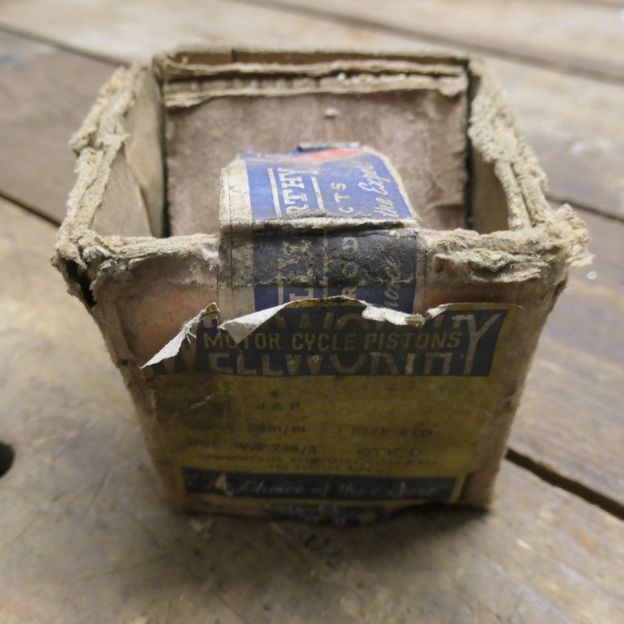 ,JAP-Matchless Piston, Genuine NOS 80mm bore Standard Size
