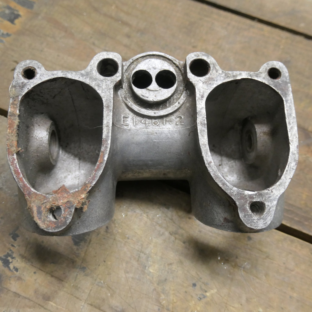 Triumph Pre-Unit ,Exhaust Rocker Box, E1461-2