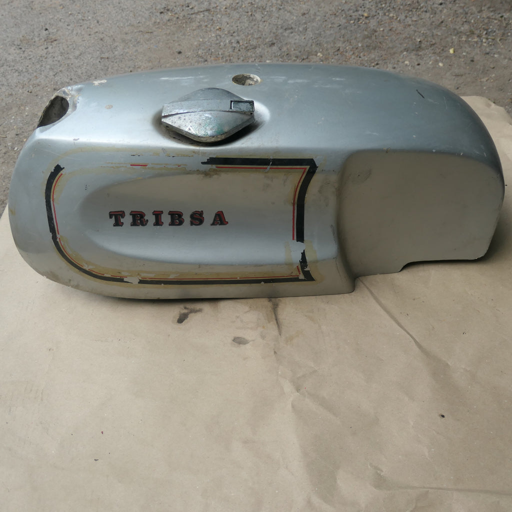Cafe Racer Fibreglass ,Fuel Tank Triton, BSA Triumph Norton