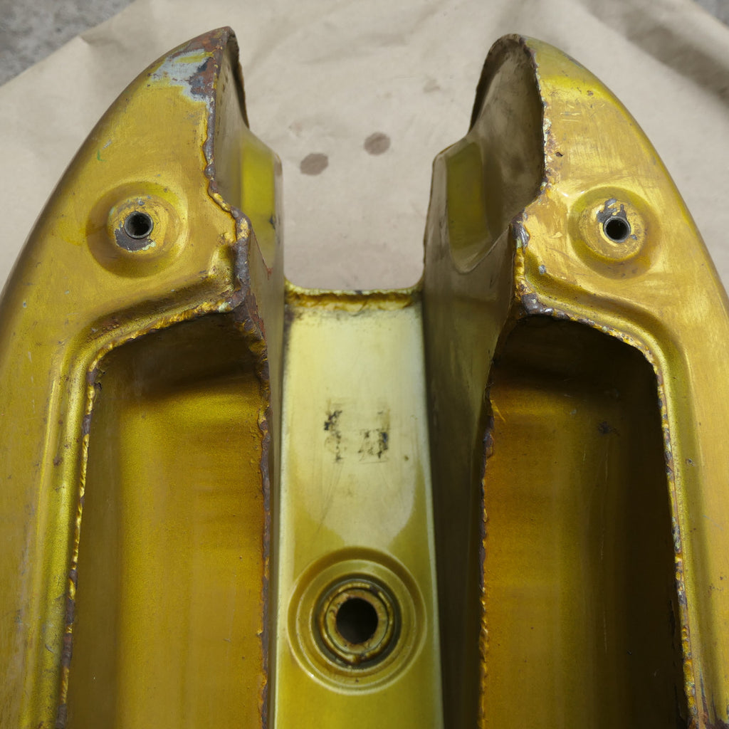 Triumph T140 Tiger Bonneville UK Spec ,Fuel Tank, Used Gold For Restoration