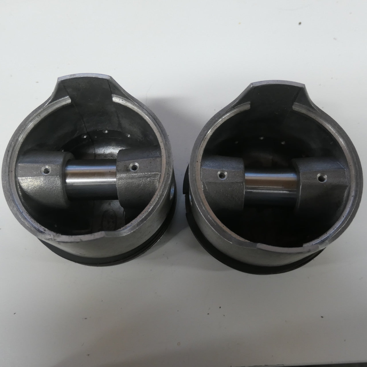 Set of ,Gilera Saturno Pistons,83mm x2