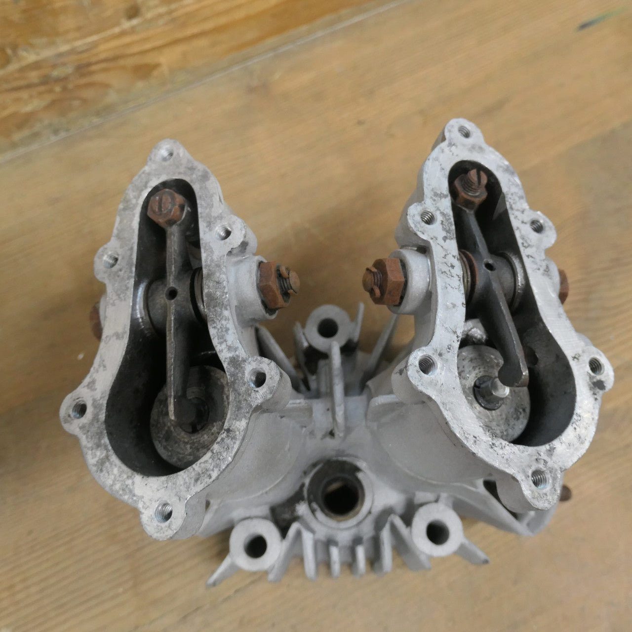 Moto Guzzi ,Galletto Cylinder Head, with Valves