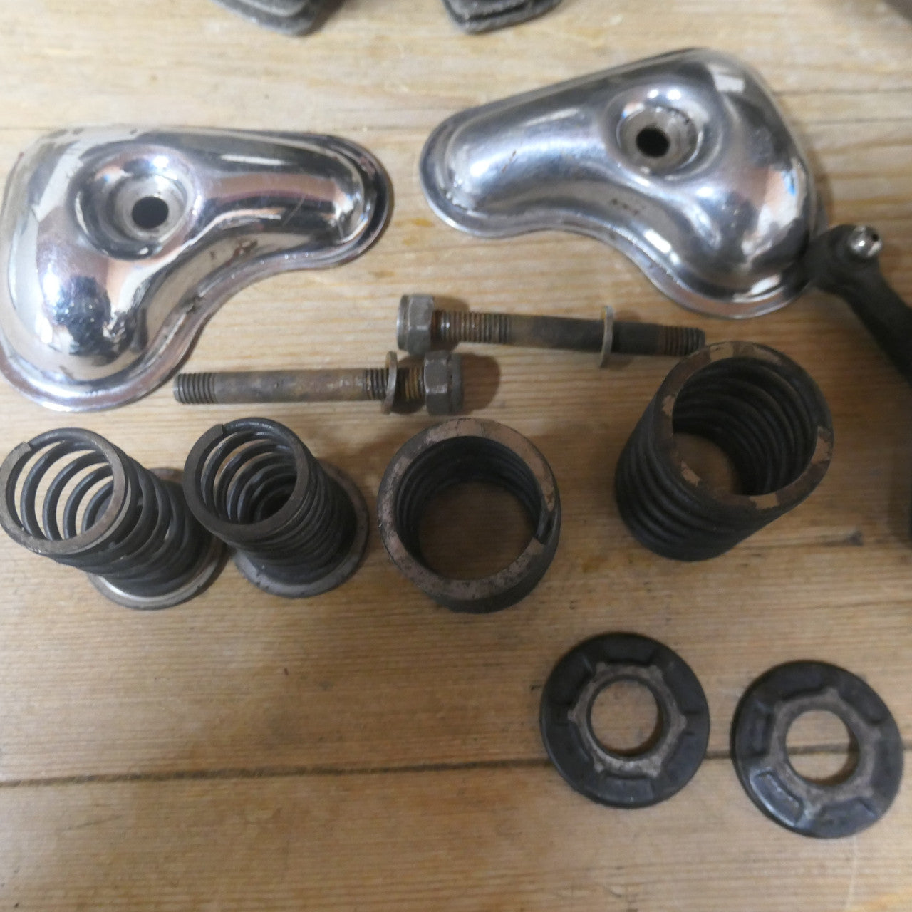 Triumph Tiger Cub T20 ,Head Barrel Piston with Valves, etc