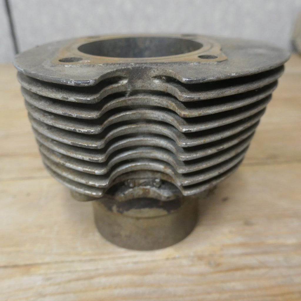 Triumph Tiger Cub T20 ,Head Barrel Piston with Valves, etc