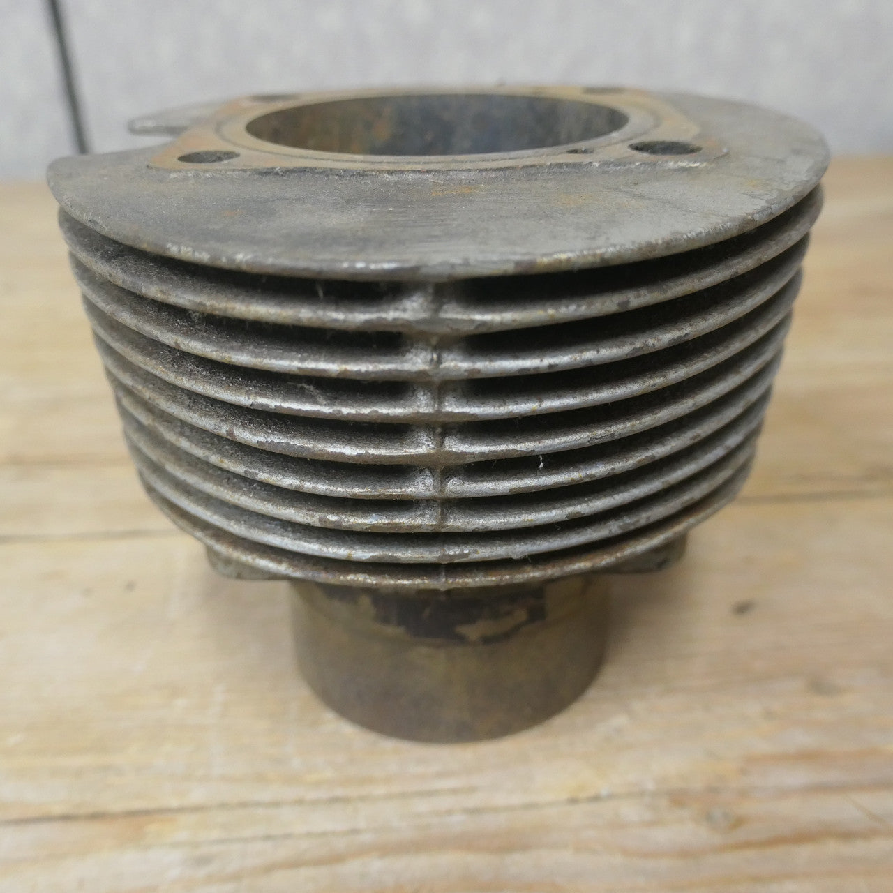 Triumph Tiger Cub T20 ,Head Barrel Piston with Valves, etc