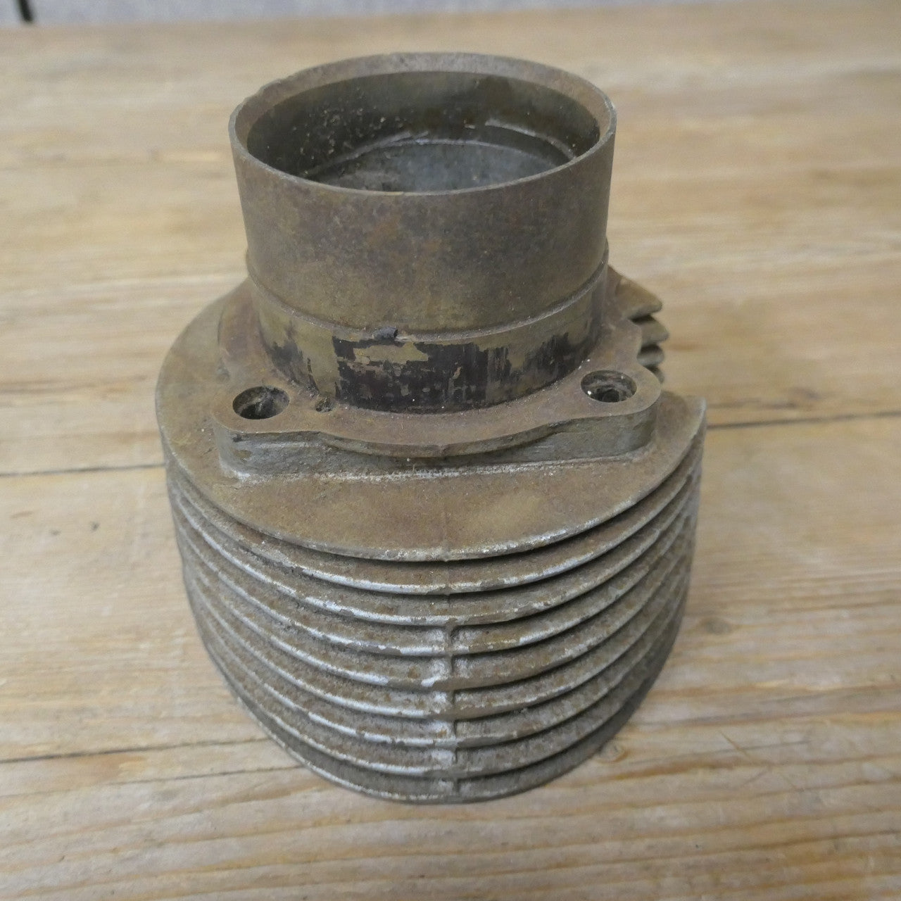 Triumph Tiger Cub T20 ,Head Barrel Piston with Valves, etc