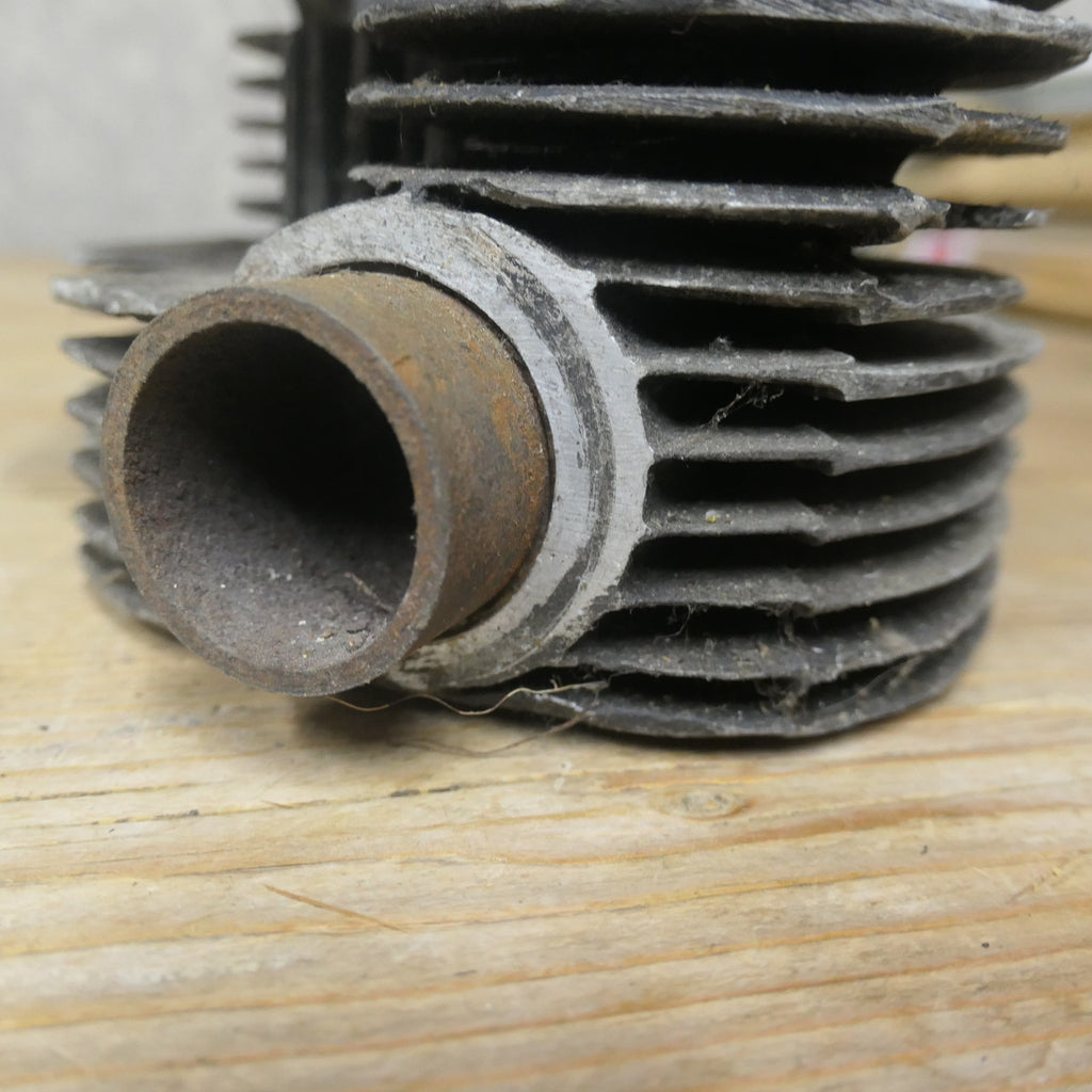 Triumph Tiger Cub T20 ,Head Barrel Piston with Valves, etc
