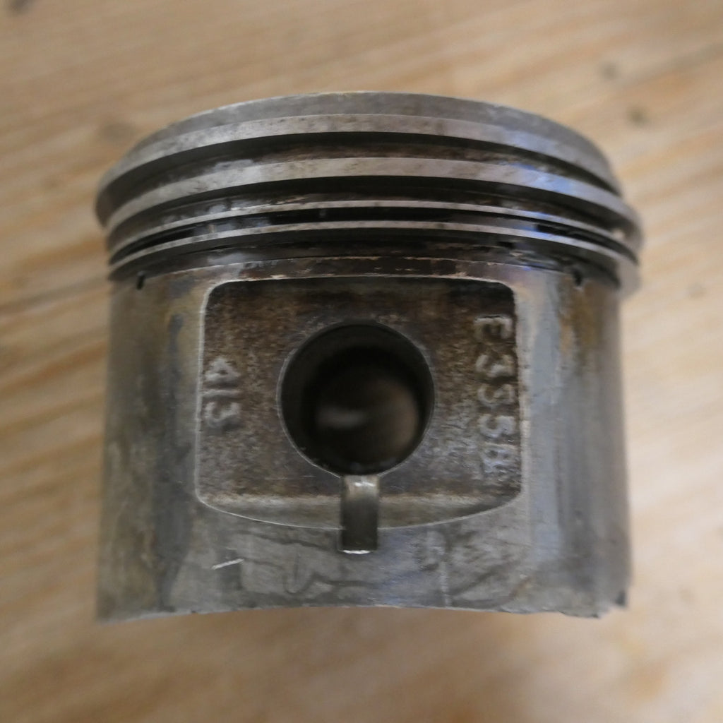Triumph Tiger Cub T20 ,Head Barrel Piston with Valves, etc