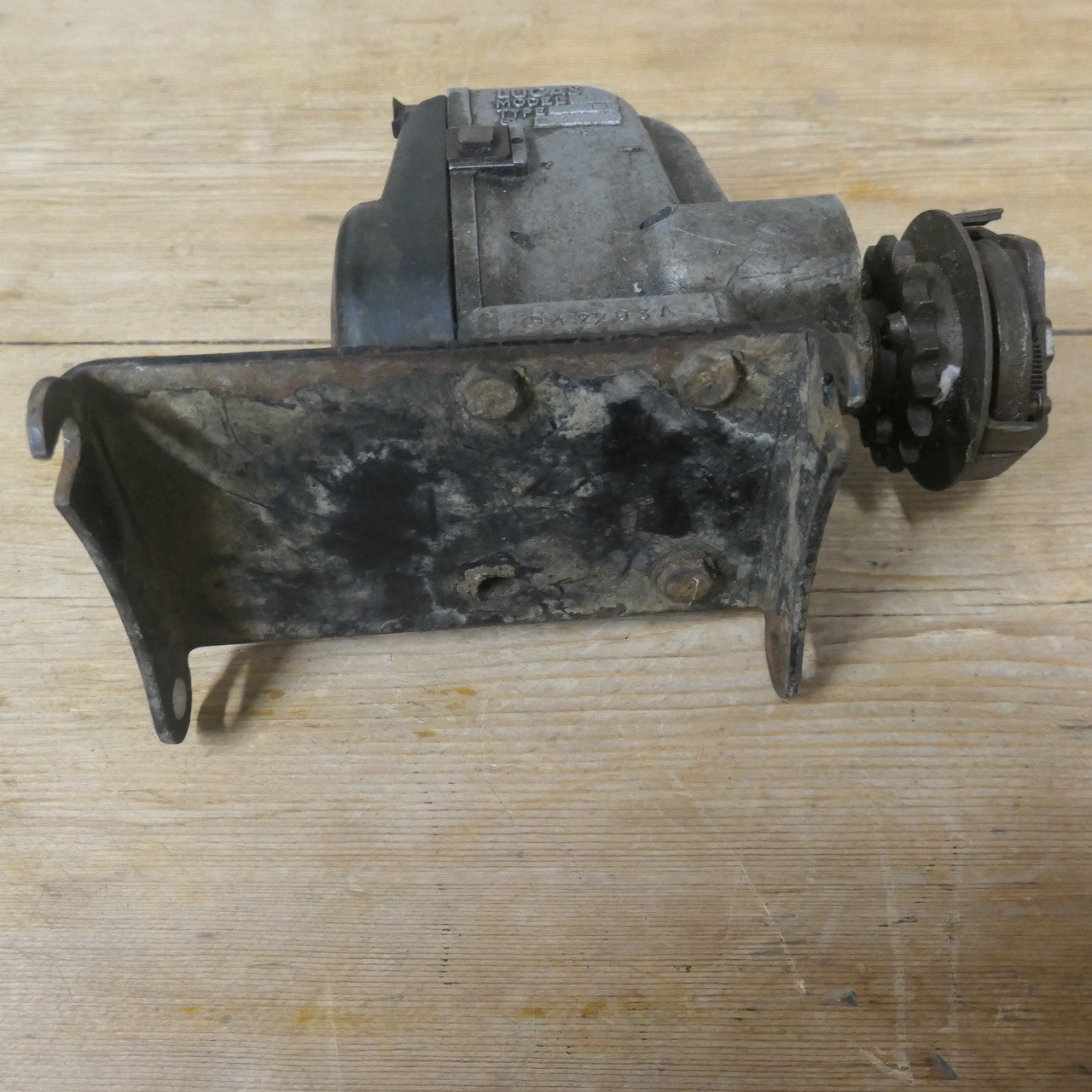 Lucas SR 1 ,Magneto Model L1,
