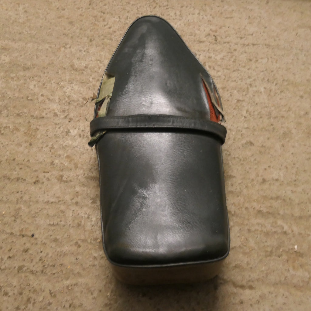 Honda C100/CA100  50cc Dual seat needs recovering.