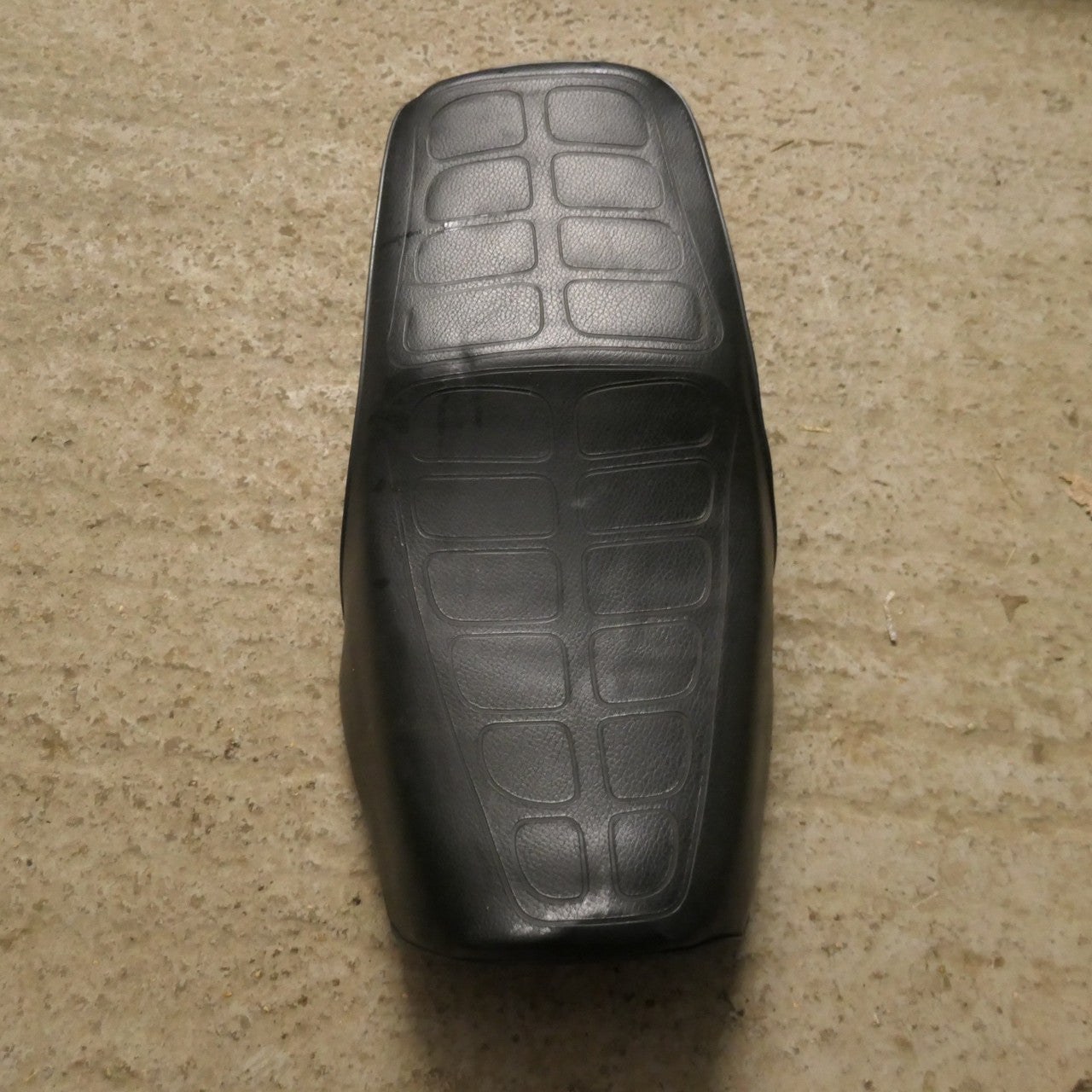 Suzuki GN125 ,GN250 Seat,