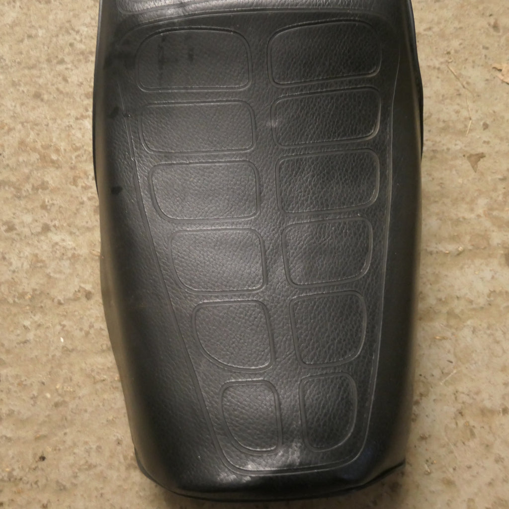 Suzuki GN125 ,GN250 Seat,