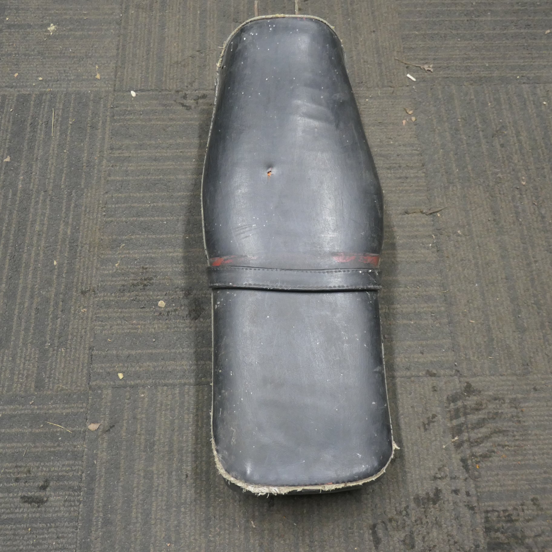 HONDA C92 CA92 C95 CA95 CA160, Original Seat, for restoration.