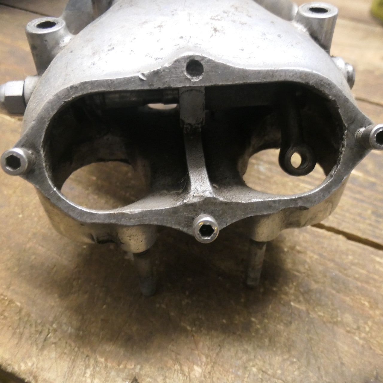 BSA A7 A10 ,Rocker Box, with Rocker Arms Part No 67-860