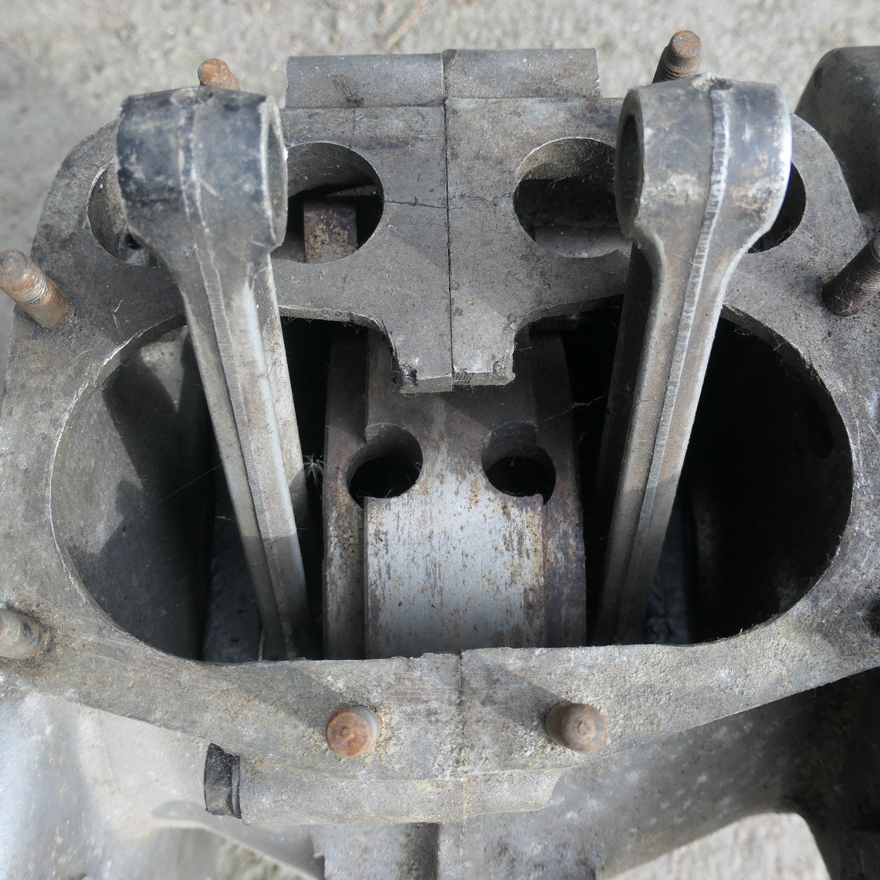 Triumph TRW 500 ,Engine Bottom Half, with crankshaft 1952